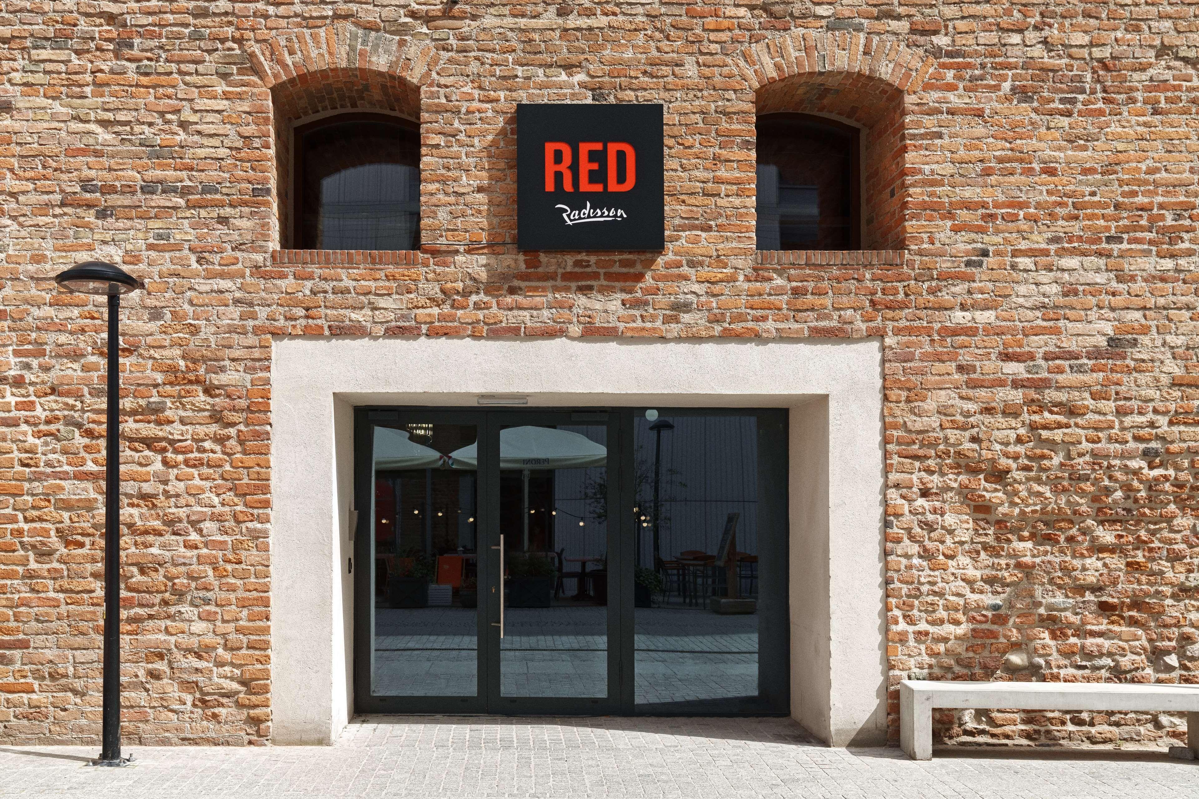 Radisson Red Gdansk, Wyspa Spichrzow — Photos 1